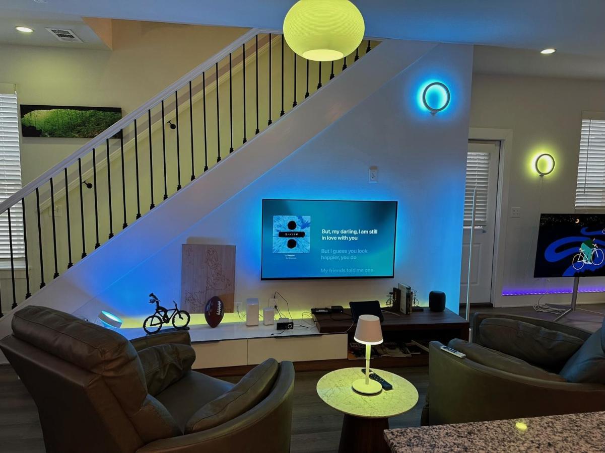 New Centennial Park Luxury Smart Home W Courtyard Файетвил Екстериор снимка
